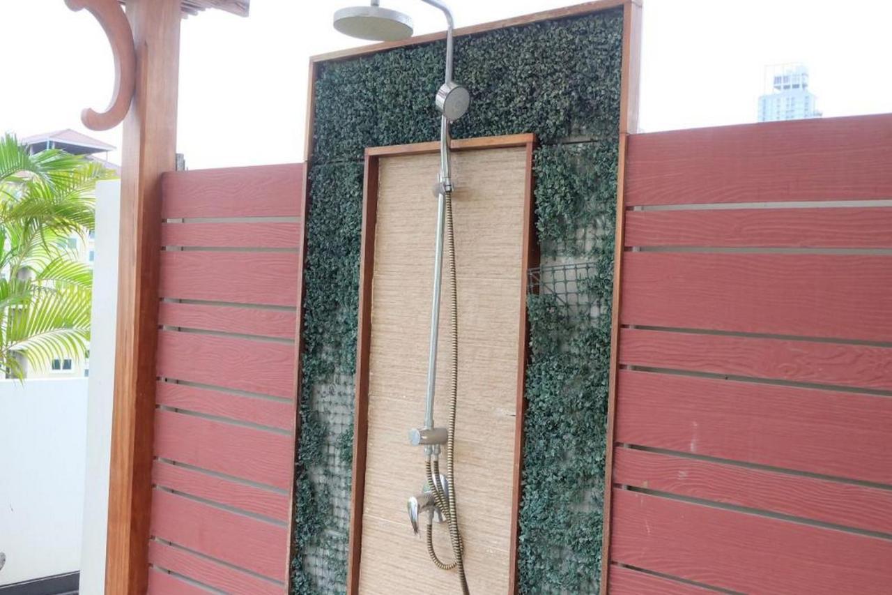 Oyo 1097 Thep Apartment Pattaya Exterior photo